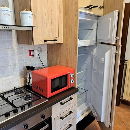 Dieghouse - Monolocale Con Cortile In Corte Lombarda Vicino Al Centro Монца Экстерьер фото