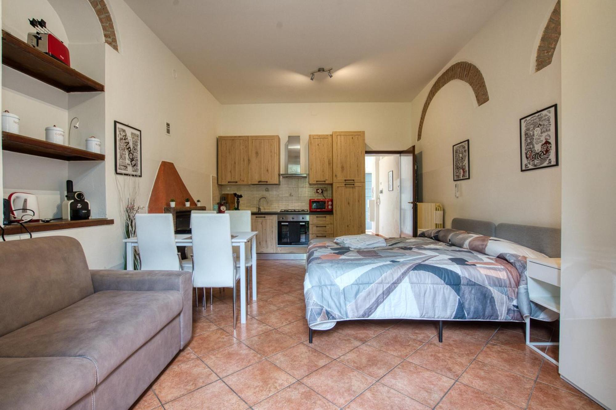 Dieghouse - Monolocale Con Cortile In Corte Lombarda Vicino Al Centro Монца Экстерьер фото